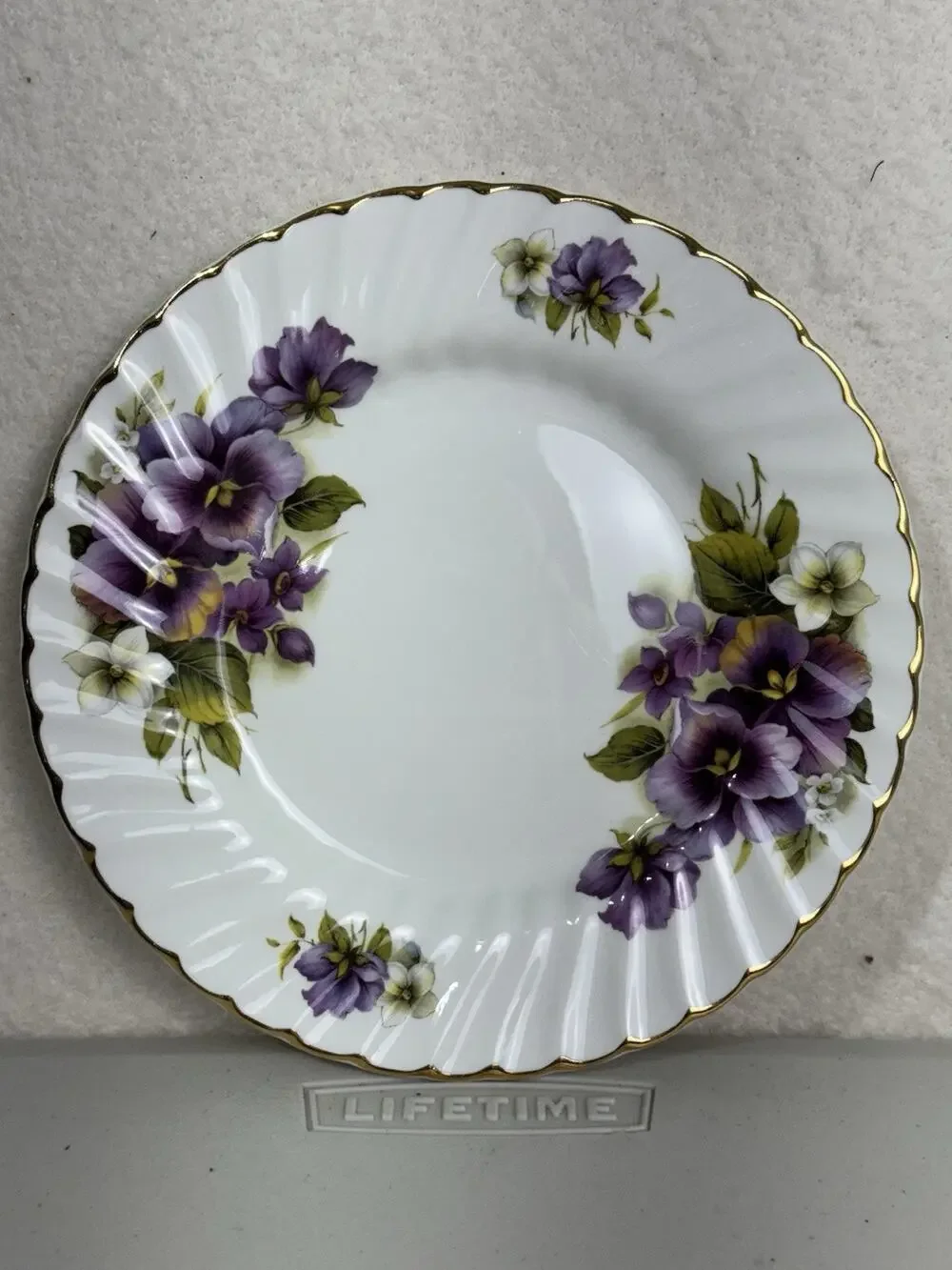 Pansy Royal Patrician 8” Plate Purple Flowers England Bone China Swirl Rim Gold